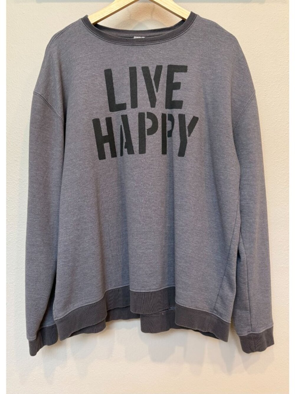 Natural Life Women's Pullover Crew Neck Live Happy Gray Sweater Large Cozy